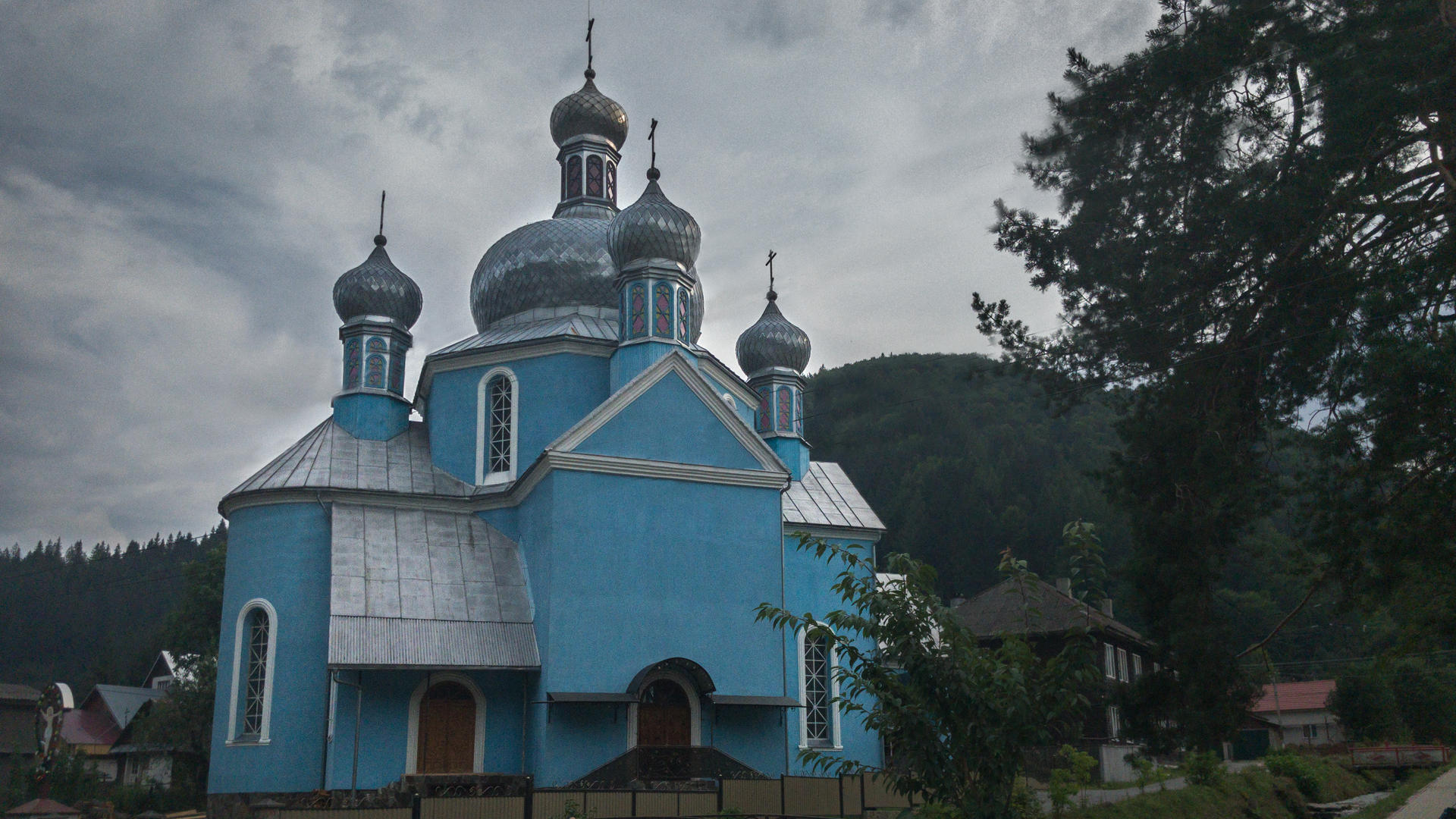 церковь в карпатах, православная церковь, церковь в усть-черна, усть-черна