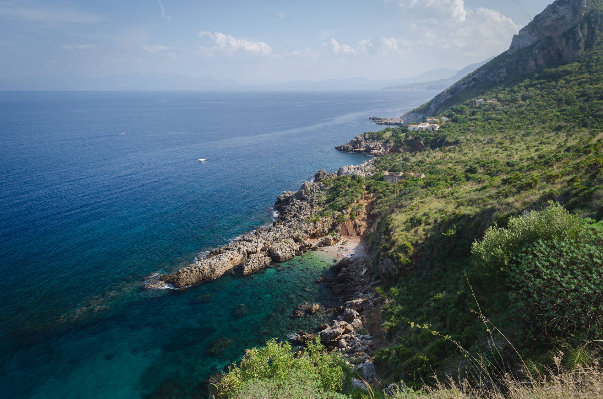 cala berretta, berretta beach. zingaro berretta, zingaro nature reserve berretta, best beach of zingaro, beach guide zingaro, sicily, best beaches of sicily